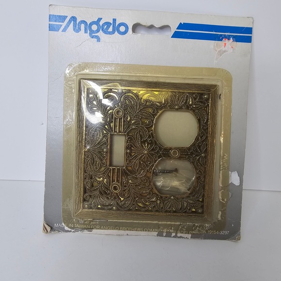 Angelo Brothers Company Other - Vintage Angelo Brass Filigree Toggle Switch Duplex Outlet Wall Plate Cover 74303